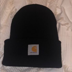 black carharrt beanie